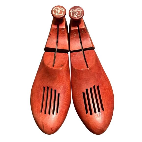 Vintage Florsheim Wooden Shoe Tree Insert Stretcher Red - Picture 1 of 6